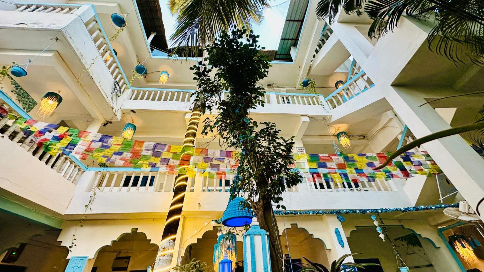 Omkar Wellness Inn Арамболь Экстерьер фото